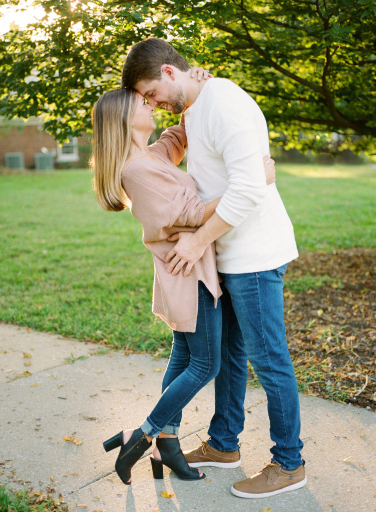 Engagement session at Queeny Park; St. Louis fine art wedding photographer Erica Robnett Photography