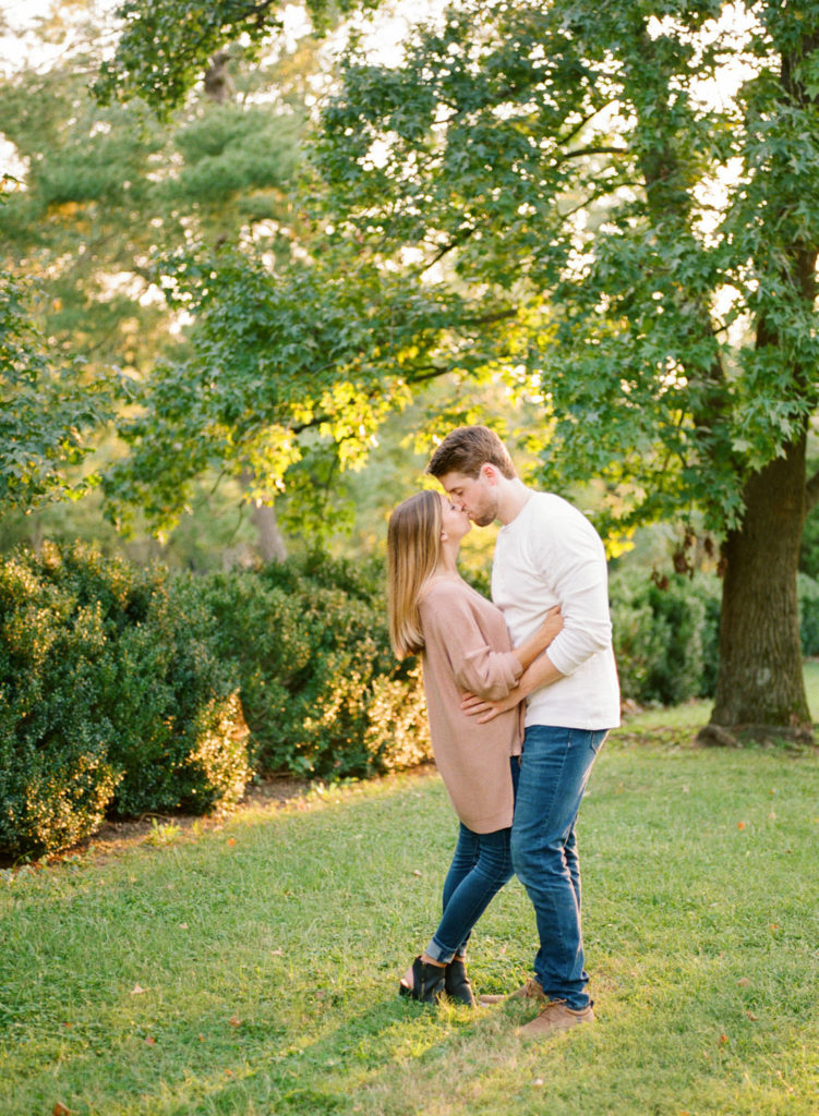 Sunset engagement session at Queeny Park; St. Louis fine art wedding photographer Erica Robnett Photography