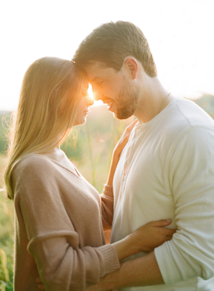 Sunset engagement session at Queeny Park; St. Louis fine art wedding photographer Erica Robnett Photography