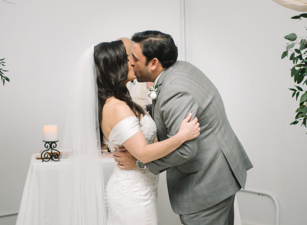 St. Louis wedding venue Slate; St. Louis wedding photographer