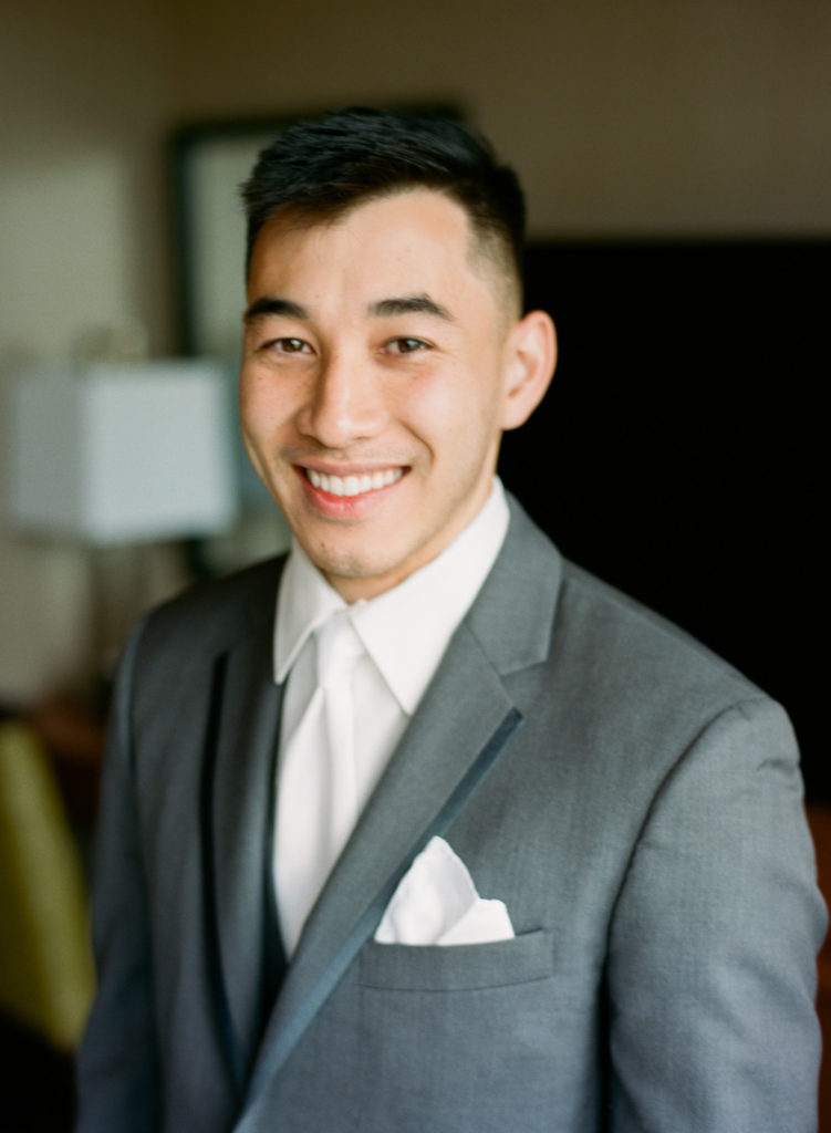 Groom Portrait; St. Louis wedding photographer