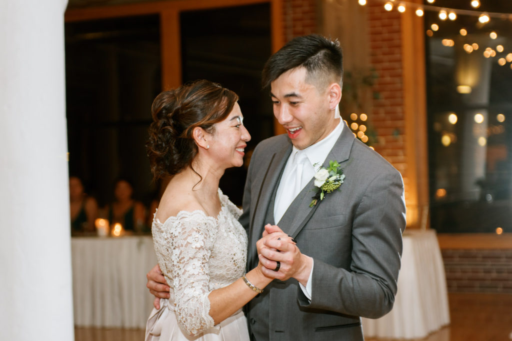 St. Louis wedding venue Windows on Washington