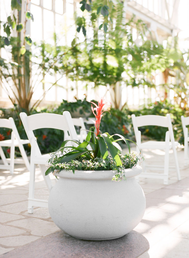 St. Louis wedding venue Forest Park Jewel Box; St. Louis wedding photographer Erica Robnett Photography