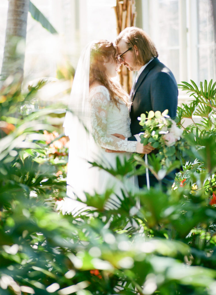 St. Louis wedding venue Forest Park Jewel Box; St. Louis wedding photographer Erica Robnett Photography