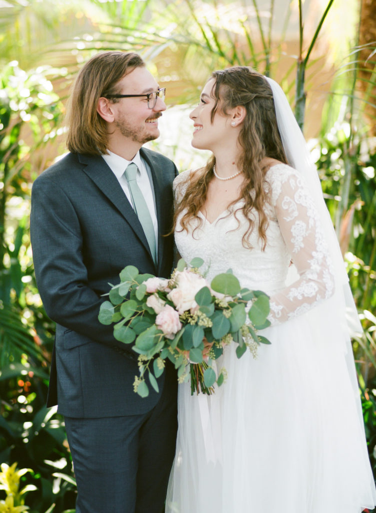 St. Louis wedding venue Forest Park Jewel Box; St. Louis wedding photographer Erica Robnett Photography