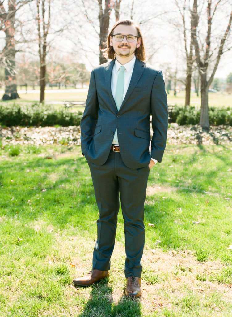 Groom portrait; St. Louis wedding photographer