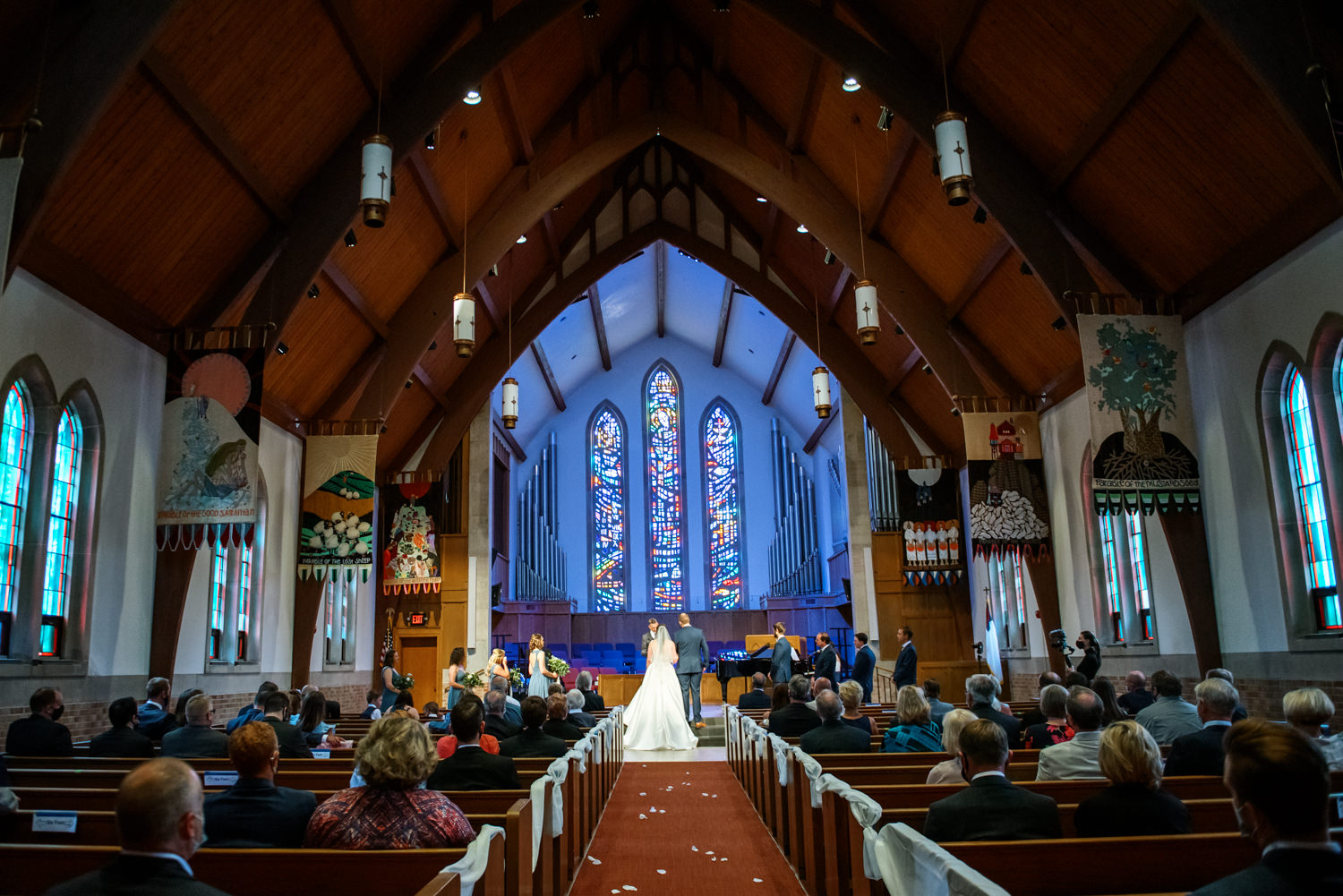 Wedding ceremony at Bonhomme Presbyterian Church St. Louis