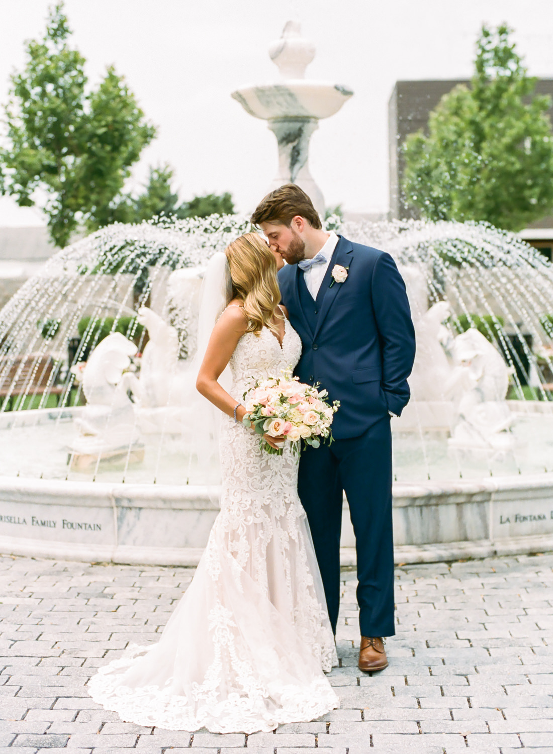 St. Louis wedding photographer Erica Robnett Photography