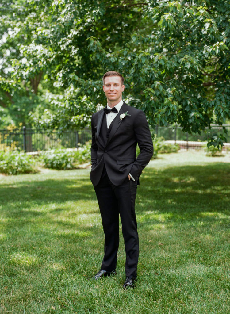 Kansas City wedding at Longview Mansion; Kansas City fine art film photographer Erica Robnett Photography