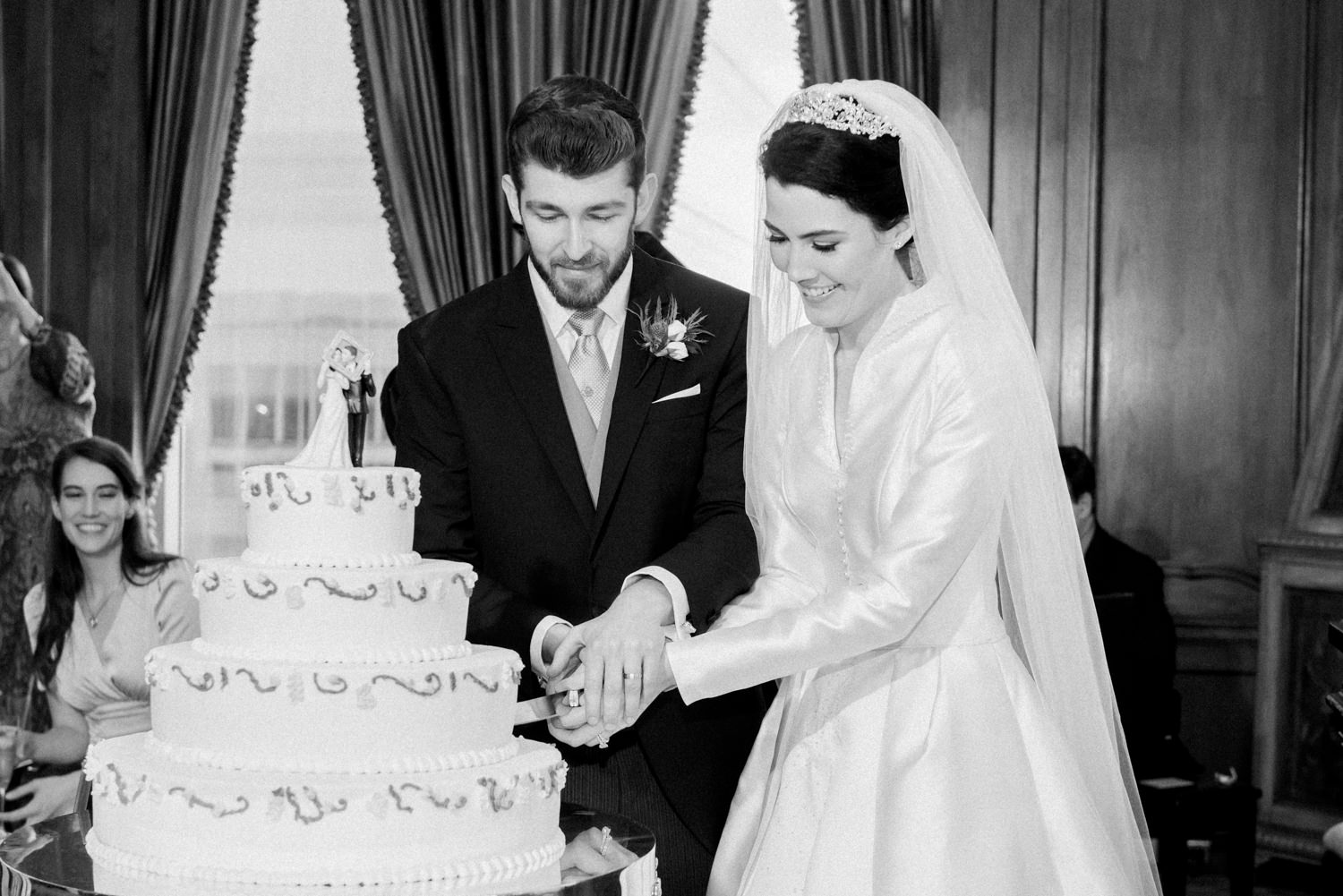 St. Louis wedding photographer; St. Louis wedding venue St. Louis Club