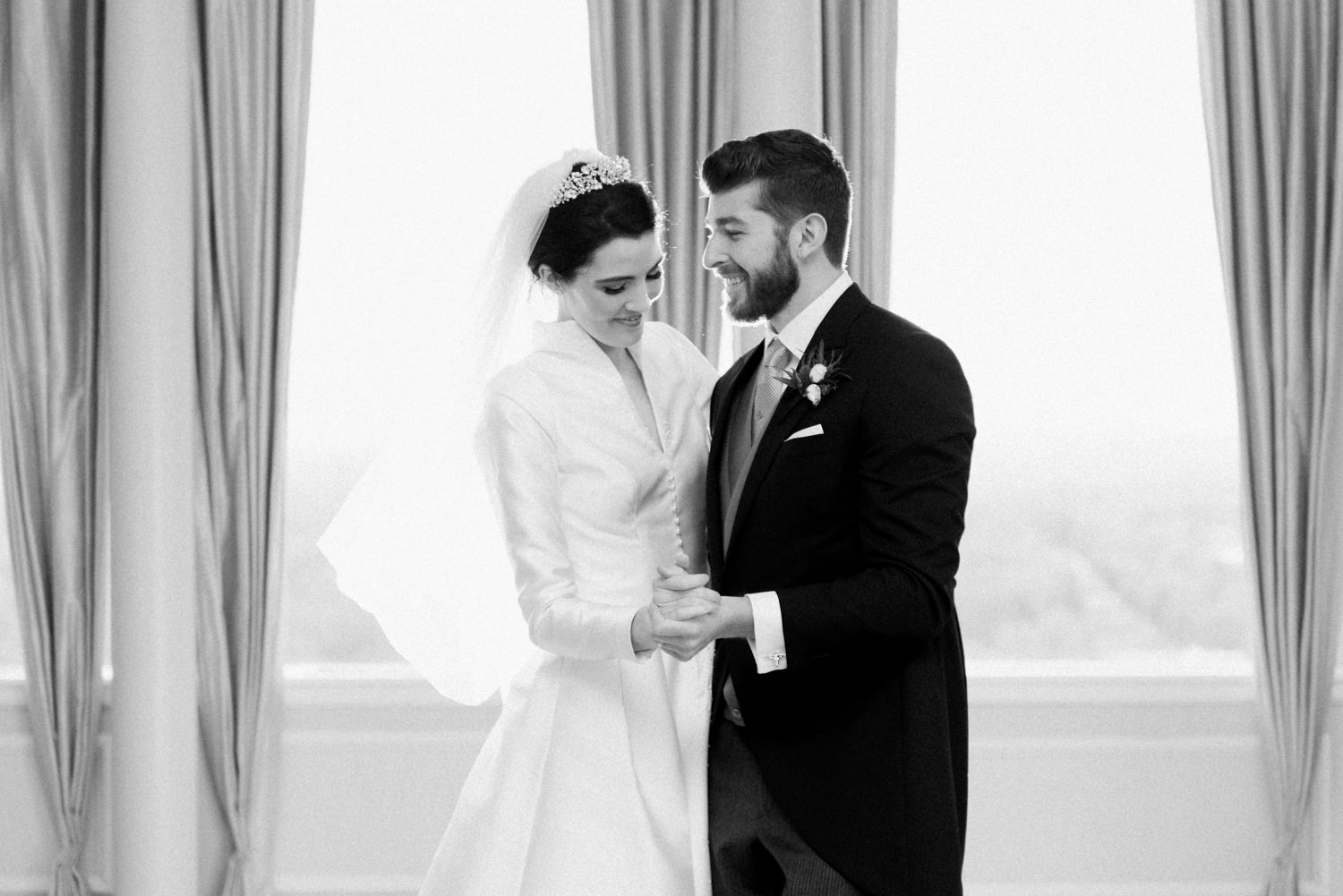 St. Louis wedding photographer; St. Louis wedding venue St. Louis Club